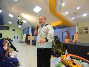 Richard Speaking to Women at Bethel World Outreach Ministries, Trinidad